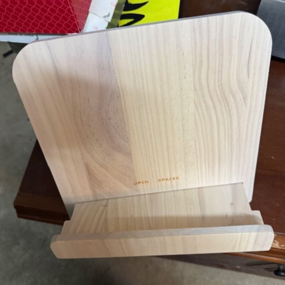 COOKBOOK HOLDER